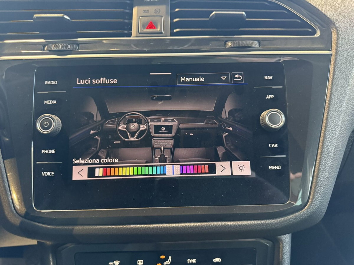 Volkswagen Tiguan 1.4 TSI eHYBRID DSG Elegance (12)