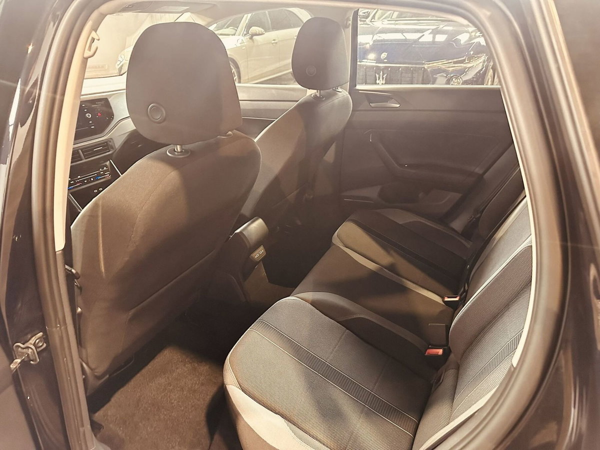 Volkswagen Polo 1.0 tsi Style 95cv (14)