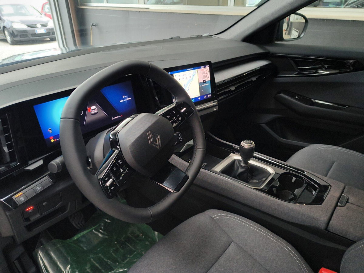 Renault Austral 1.2 mild hybrid advanced Evolution 130cv (11)