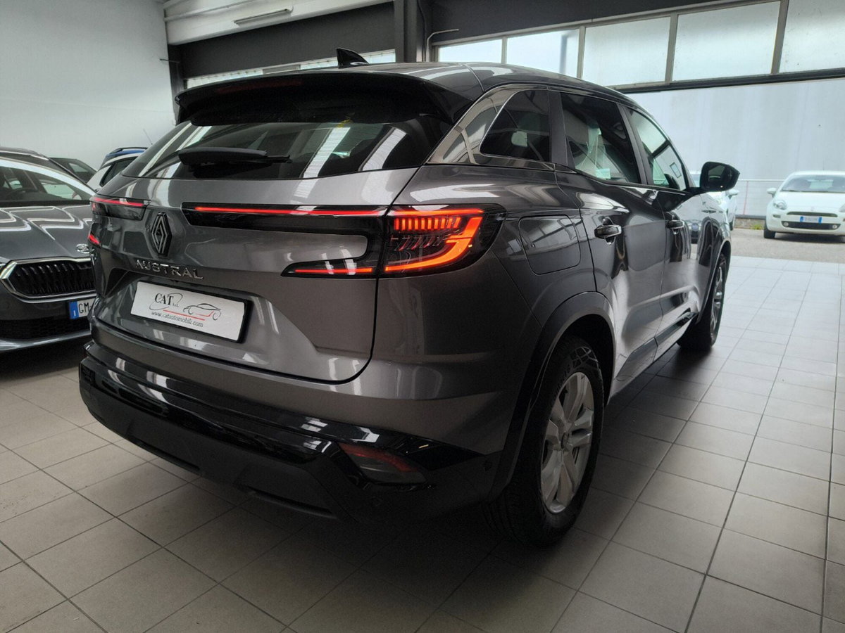 Renault Austral 1.2 mild hybrid advanced Evolution 130cv (7)