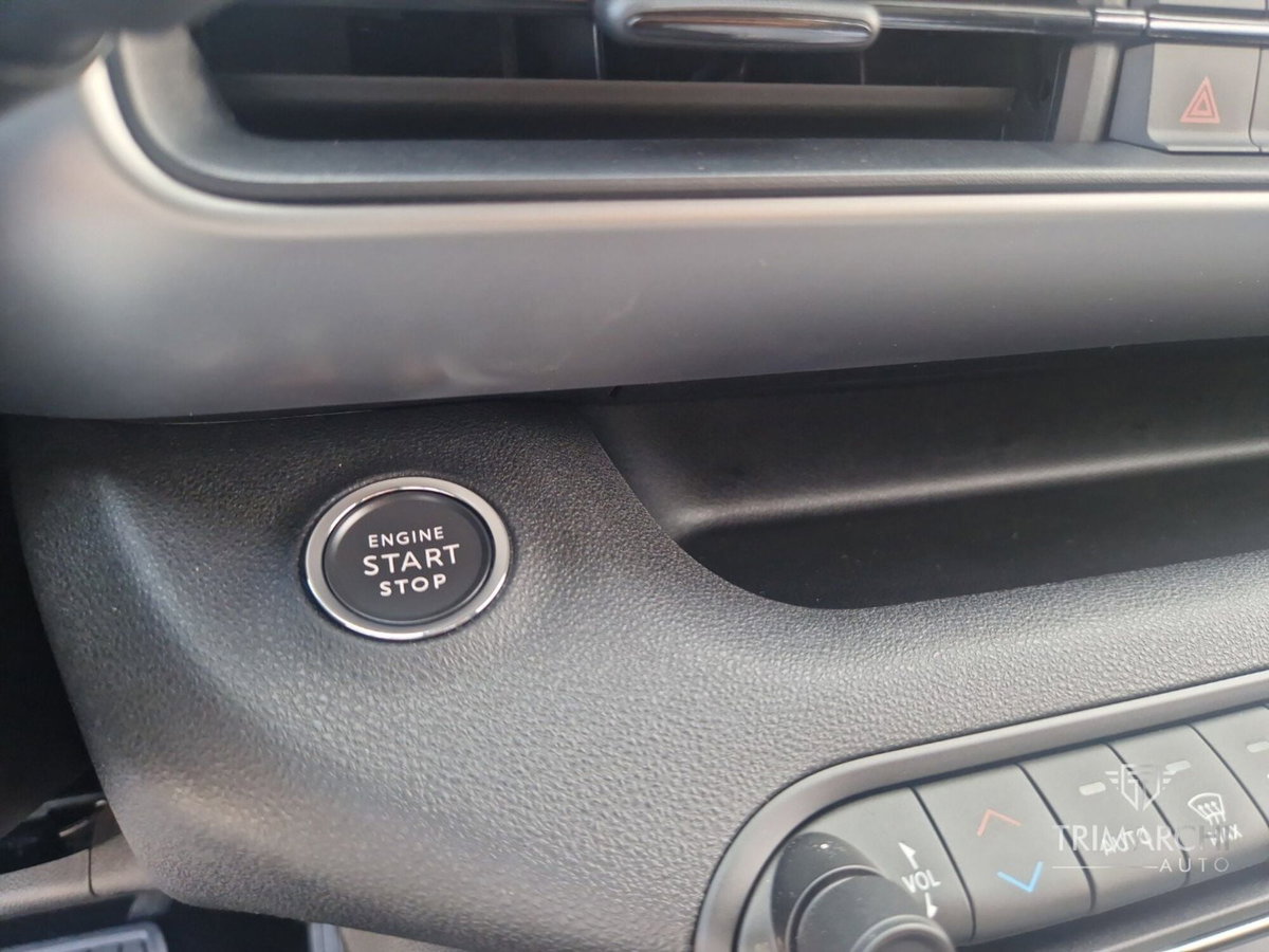 Jeep Avenger 1.2 turbo e-hybrid mhev Black Edition fwd 110cv edct6 (15)