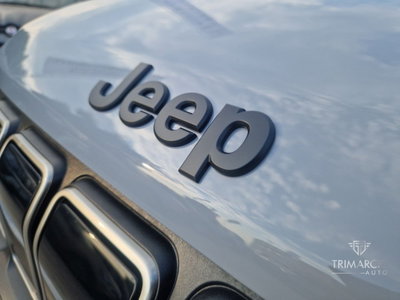 Jeep Avenger 1.2 turbo e-hybrid mhev Black Edition fwd 110cv edct6 (7)
