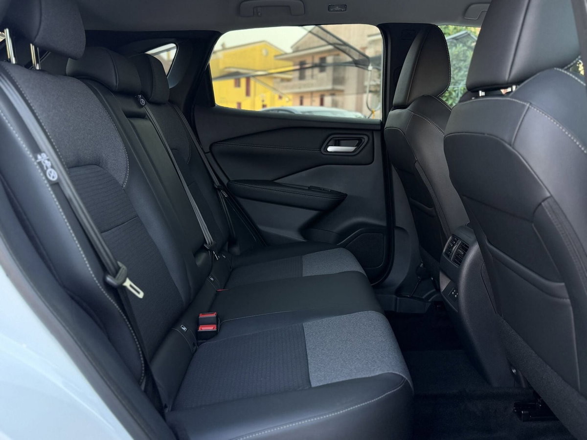 Nissan Qashqai 1.3 mhev N-Connecta 2wd 158cv xtronic (18)