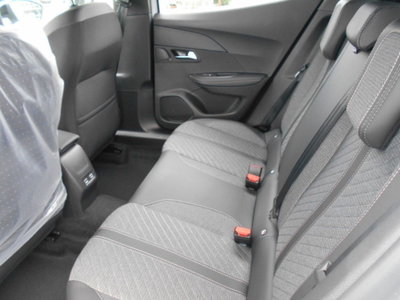 Peugeot 2008 PureTech 100 S&S Allure (13)