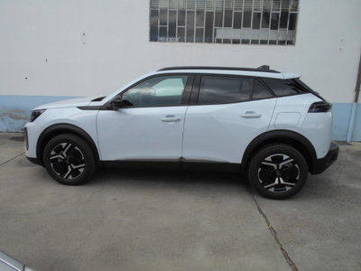 Peugeot 2008 PureTech 100 S&S Allure (8)