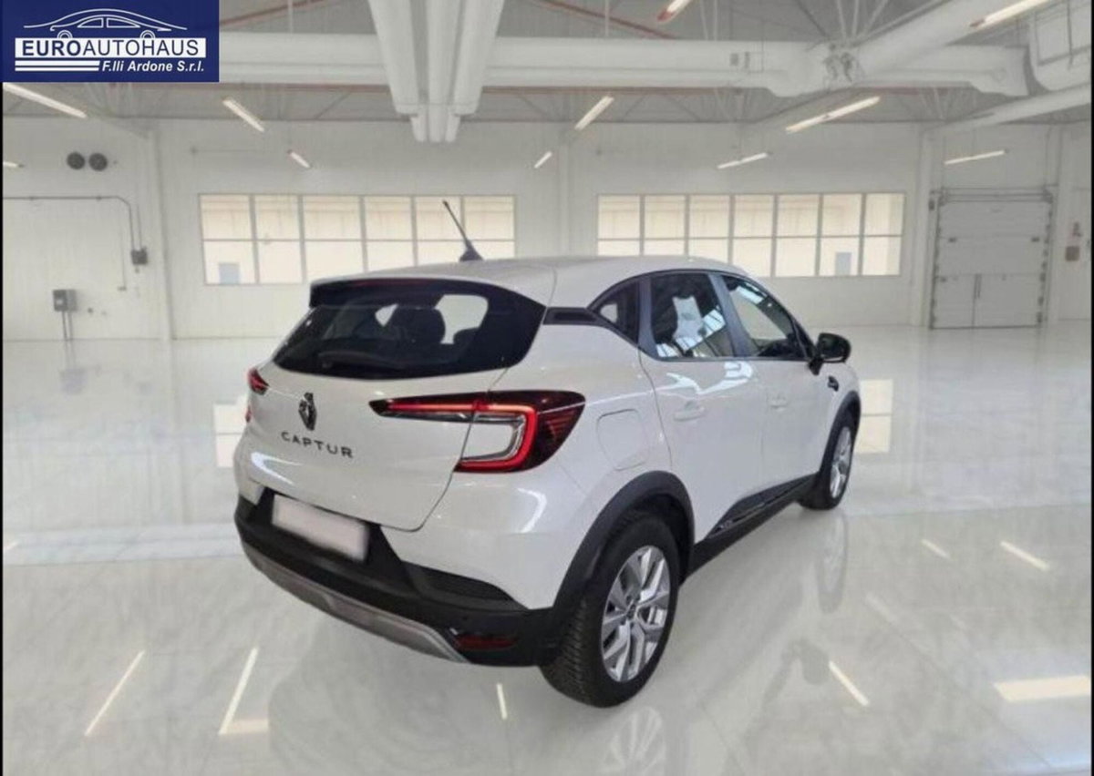 Renault Captur TCe 90 CV Business (2)