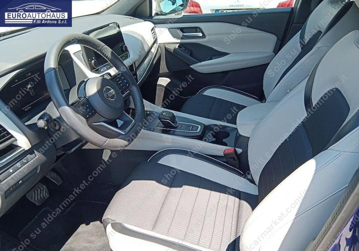 Nissan Qashqai 1.3 mhev Tekna 4wd 158cv xtronic (3)