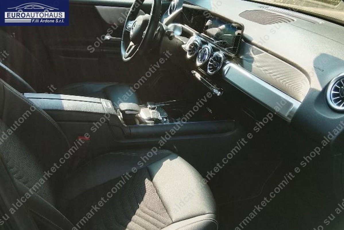 Mercedes-Benz GLB 200 d Automatic Business (3)