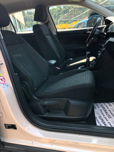 Volkswagen T-Cross 1.0 TSI Style BMT (11)