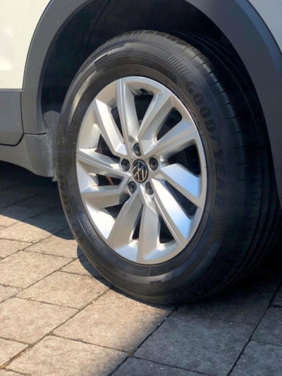 Volkswagen T-Cross 1.0 TSI Style BMT (6)