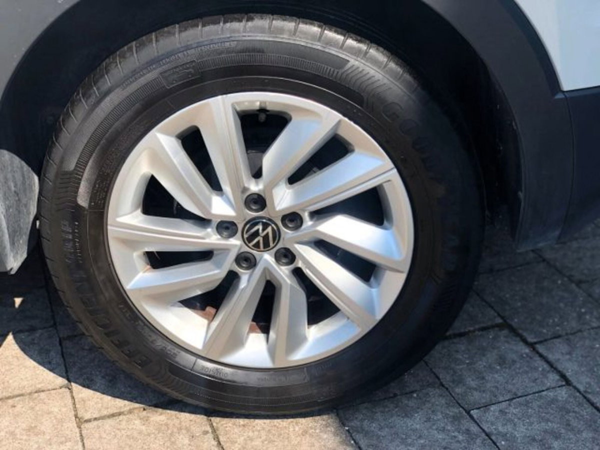 Volkswagen T-Cross 1.0 TSI Style BMT (7)