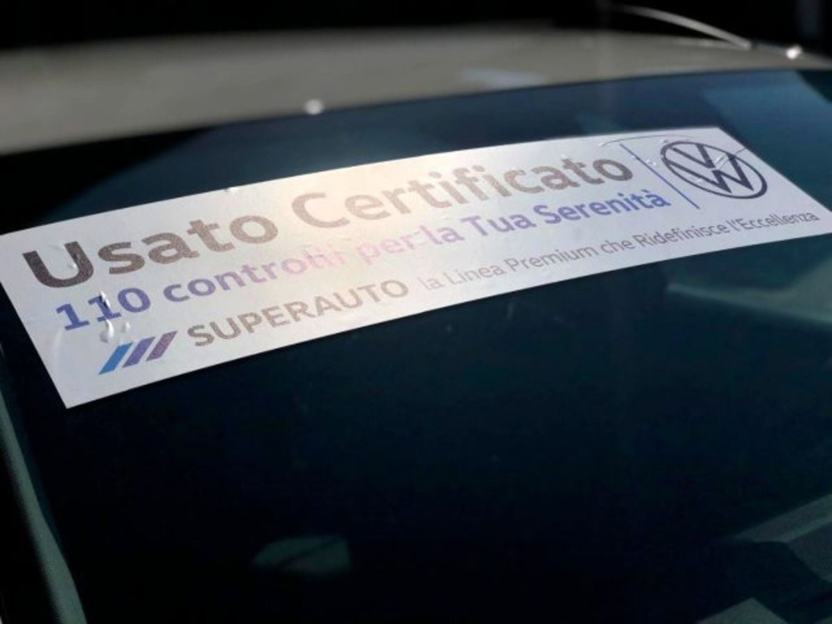 Volkswagen T-Cross 1.0 TSI Style BMT (8)