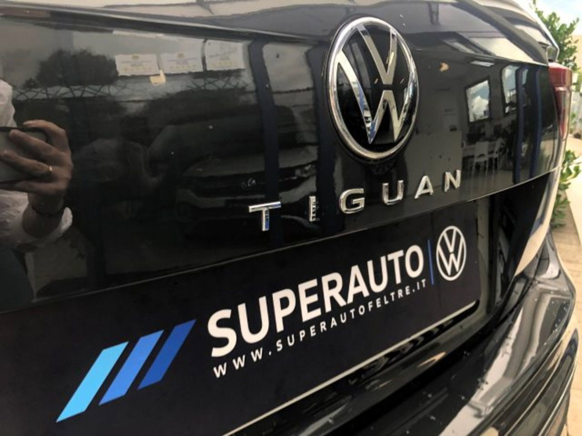 Volkswagen Tiguan 1.5 TSI 150 CV DSG ACT R-Line (3)