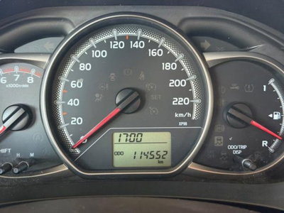 Toyota Yaris 1.0 5 porte Active (20)