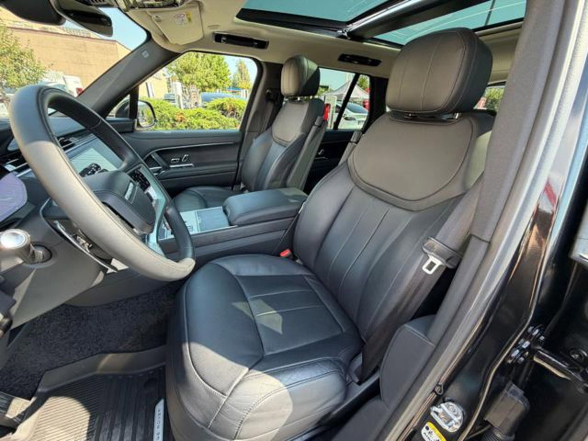 Land Rover Range Rover 3.0 I6 HSE LWB (10)