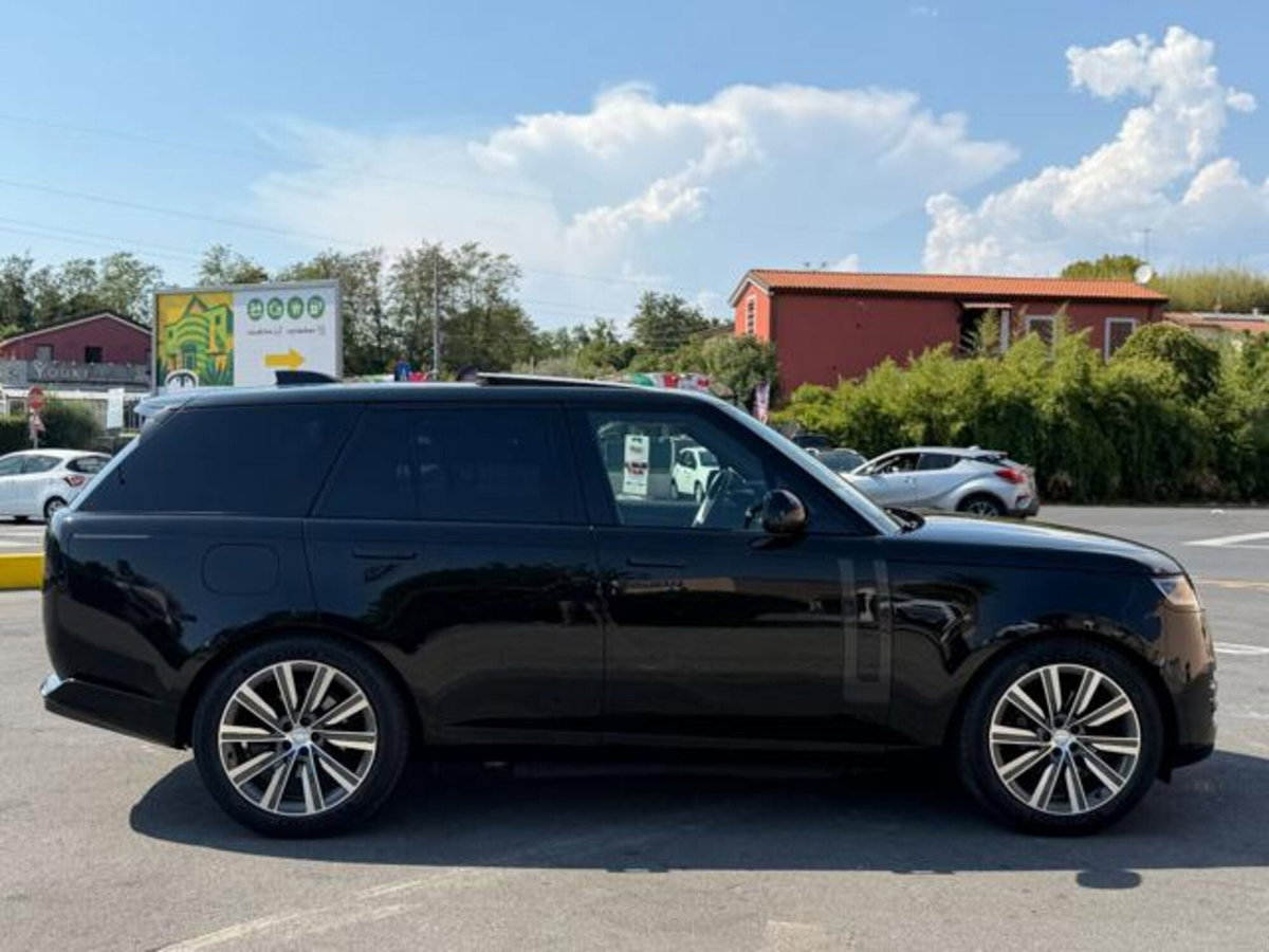 Land Rover Range Rover 3.0 I6 HSE LWB (4)