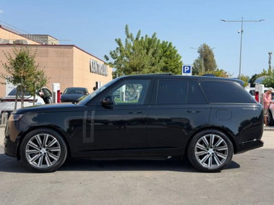 Land Rover Range Rover 3.0 I6 HSE LWB (8)