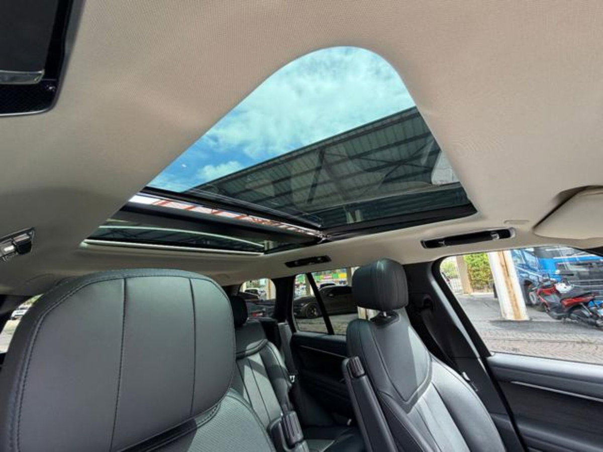 Land Rover Range Rover Lwb 3.0 i6 phev HSE awd 460cv auto (13)