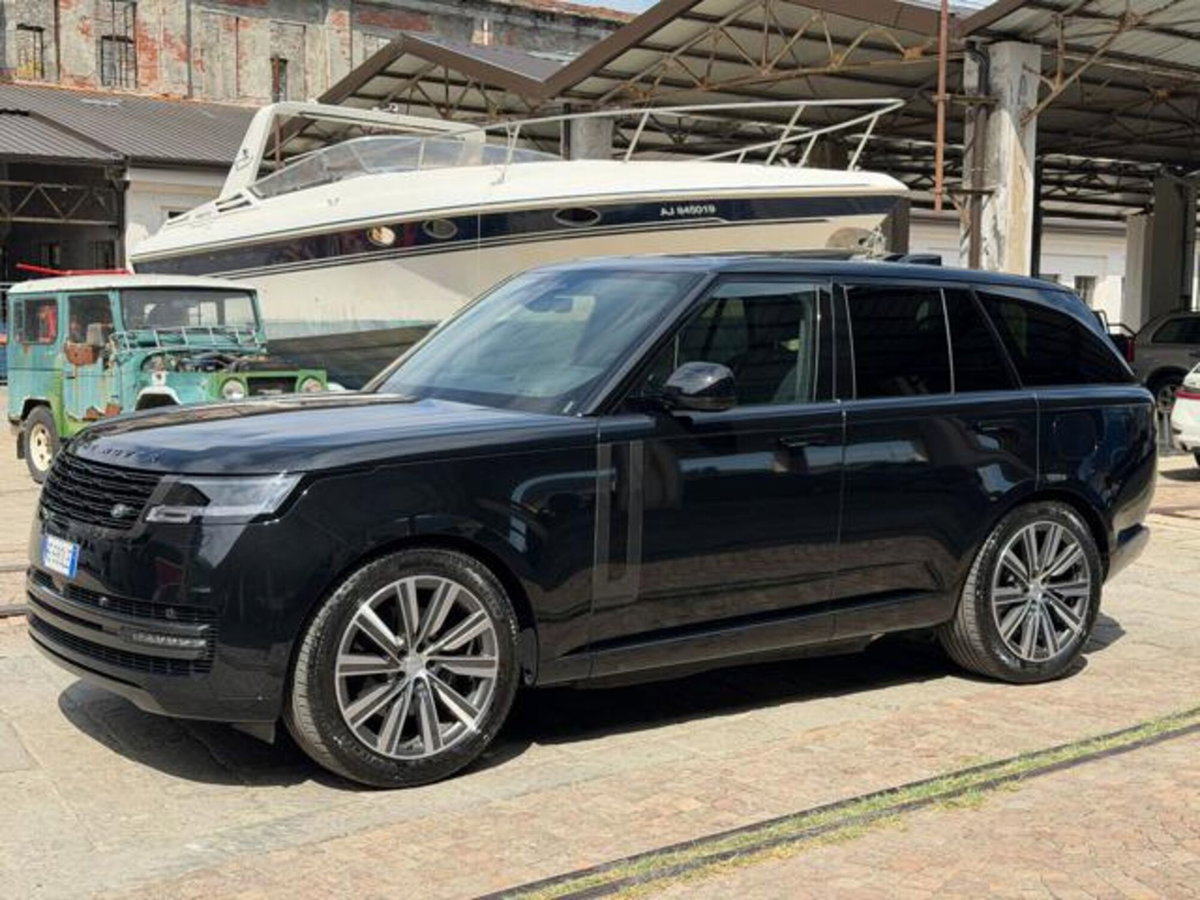 Land Rover Range Rover Lwb 3.0 i6 phev HSE awd 460cv auto (2)