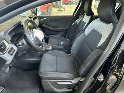 Renault Clio Full Hybrid E-Tech 145 CV 5 porte Evolution (11)