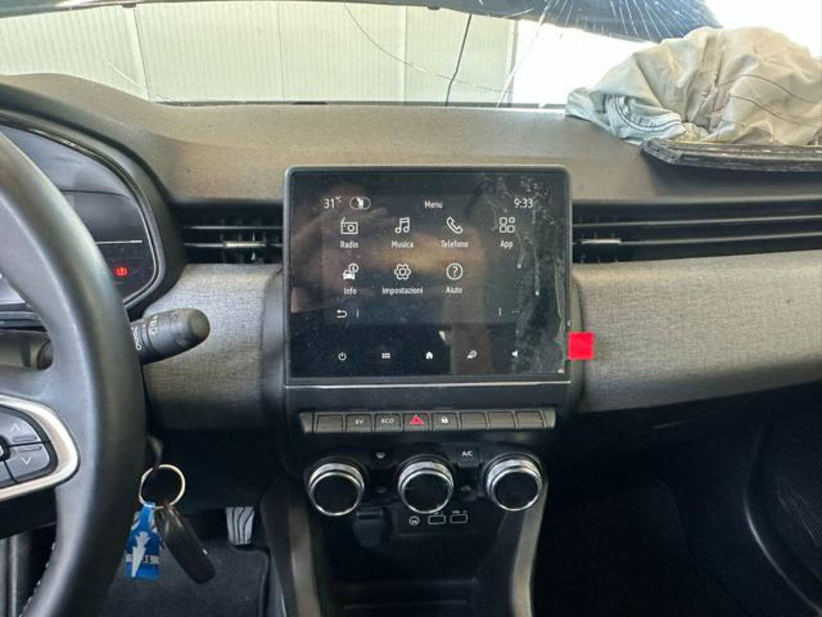 Renault Clio Full Hybrid E-Tech 145 CV 5 porte Evolution (16)