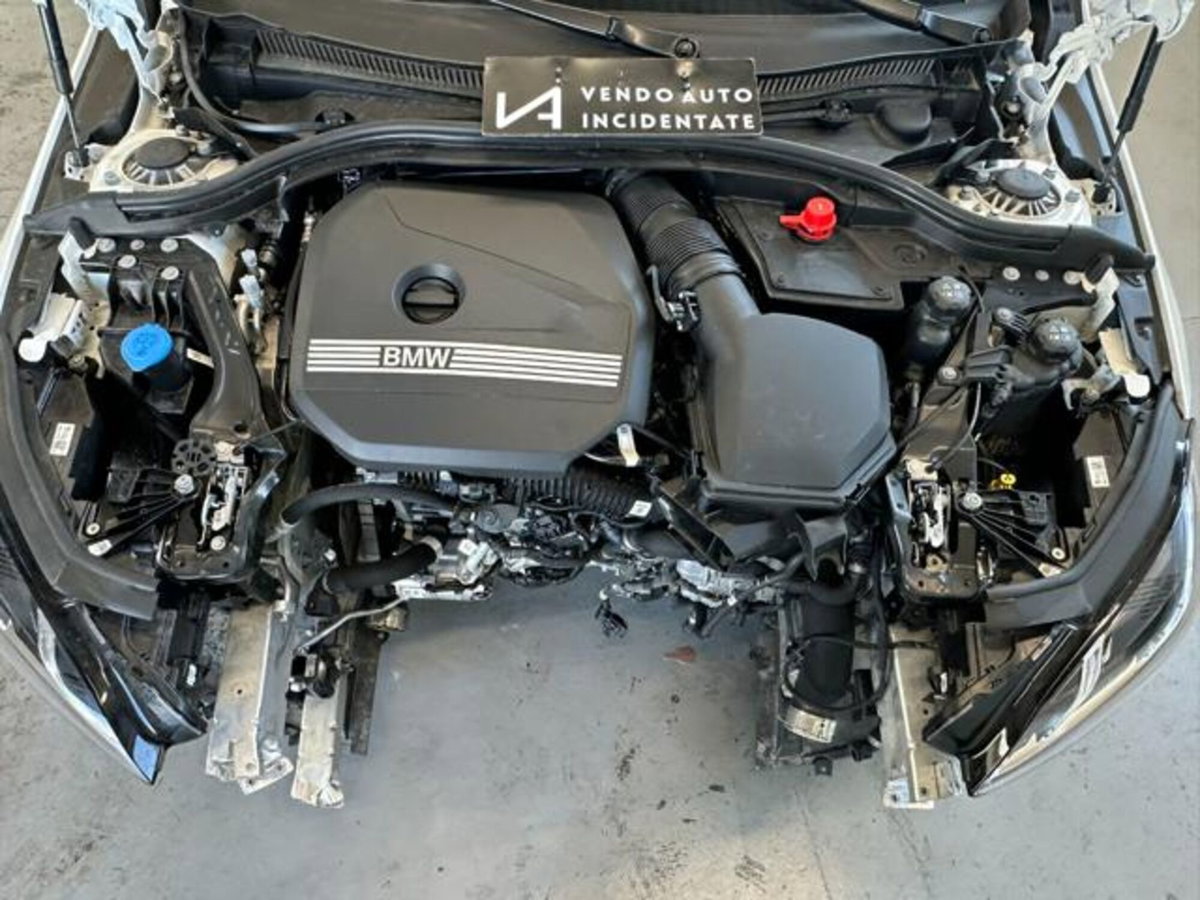 BMW Serie 1 120 48V MSport Design auto (11)