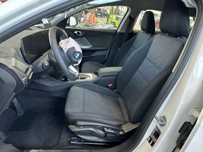 BMW Serie 1 120 48V MSport Design auto (12)
