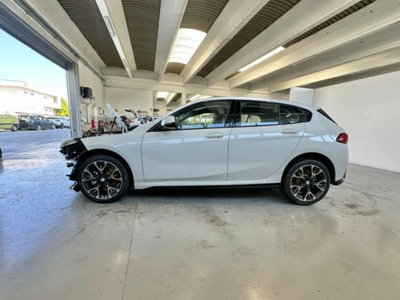 BMW Serie 1 120 48V MSport Design auto (4)