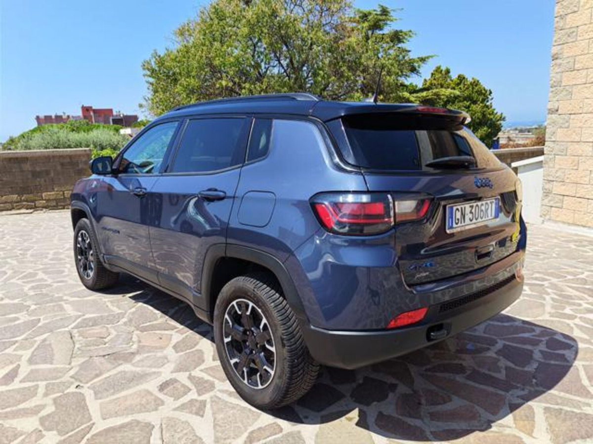 Jeep Compass 1.3 T4 240CV PHEV AT6 4xe Trailhawk (7)