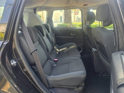 Renault Scenic E-Tech Electric 1.5 dCi 110CV Attractive (10)