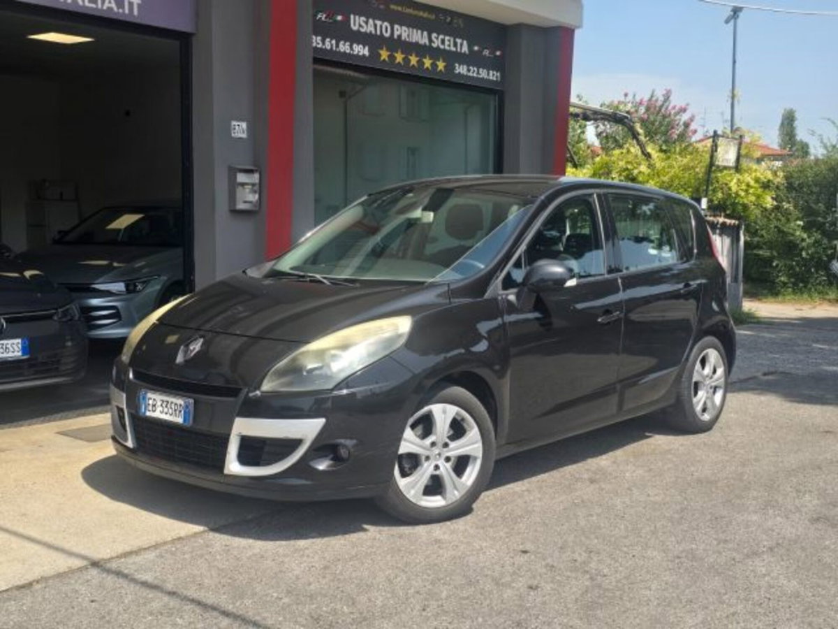 Renault Scenic E-Tech Electric 1.5 dCi 110CV Attractive (16)
