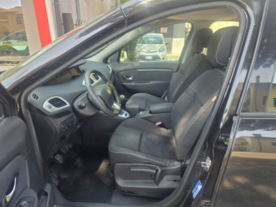 Renault Scenic E-Tech Electric 1.5 dCi 110CV Attractive (19)