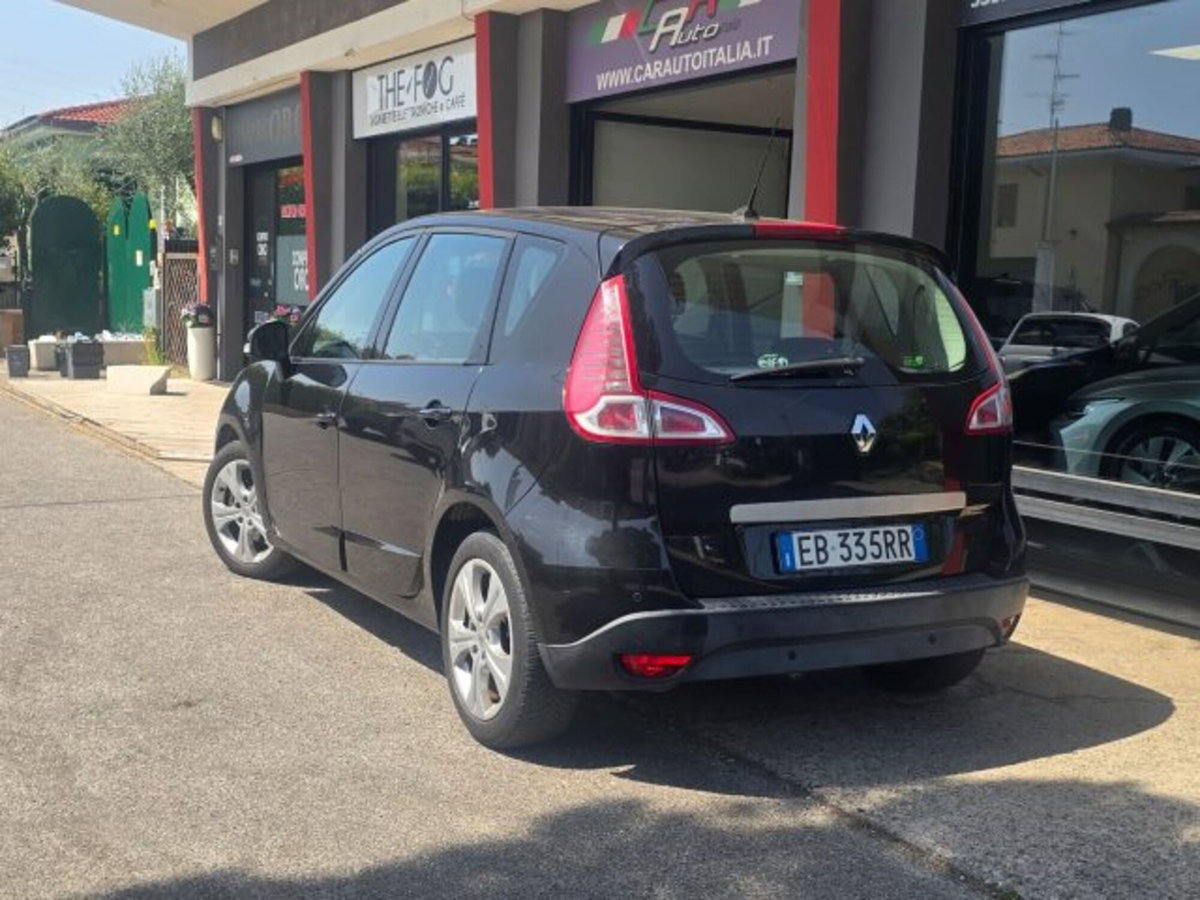 Renault Scenic E-Tech Electric 1.5 dCi 110CV Attractive (7)