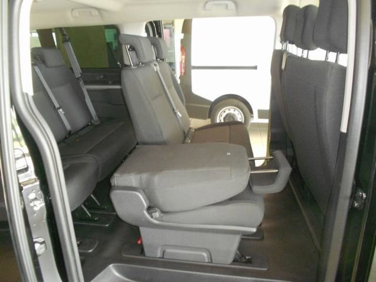 Fiat Ulysse combi M1 2.0 bluehdi 180cv L3H1 AT8 (4)