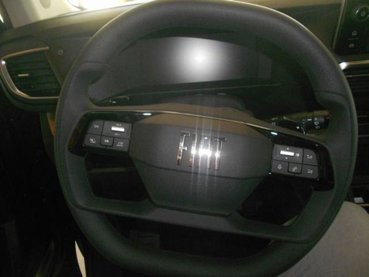 Fiat Ulysse combi M1 2.0 bluehdi 180cv L3H1 AT8 (8)