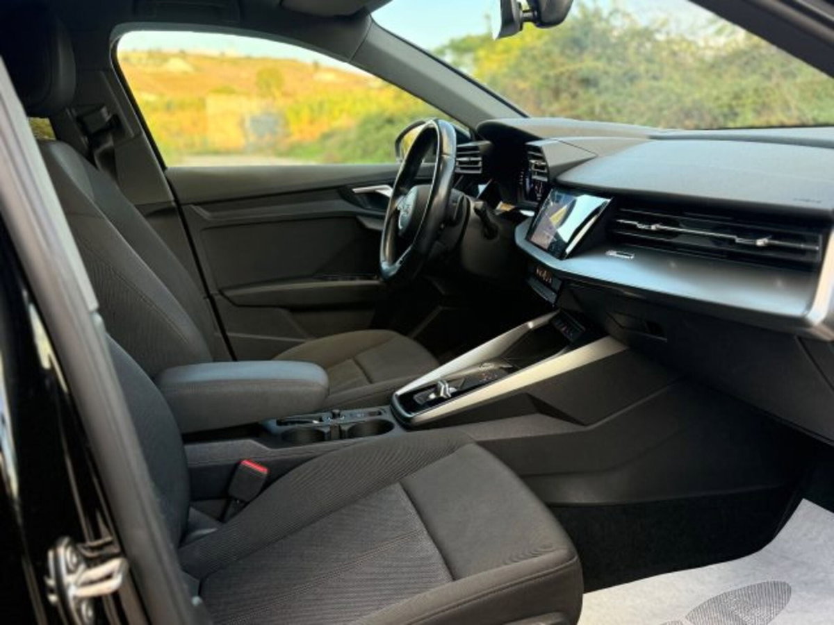 Audi A3 Sportback 30 TDI S tronic Business Advanced (15)