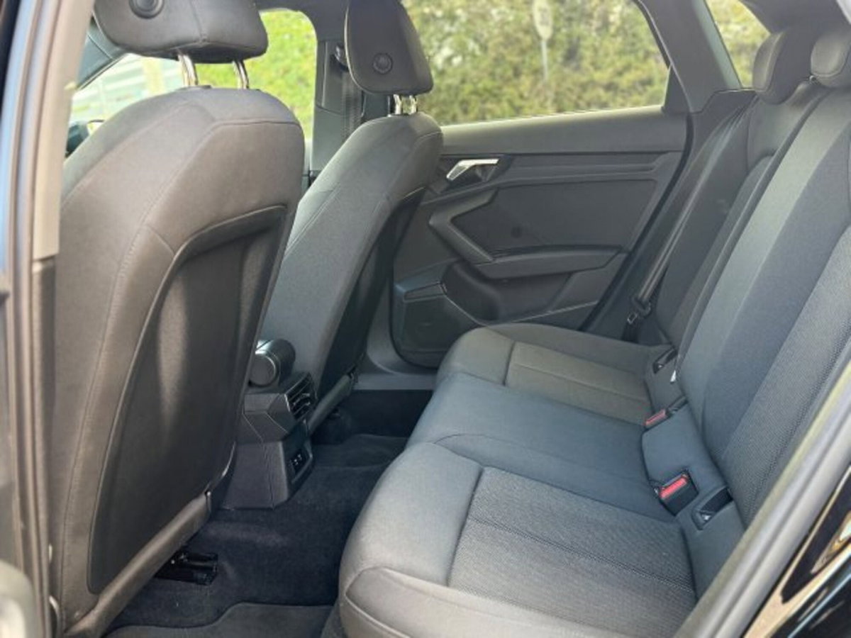 Audi A3 Sportback 30 TDI S tronic Business Advanced (16)