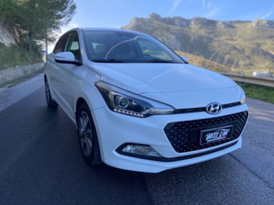 Hyundai i20 1.1 CRDi 12V 5 porte Comfort (11)