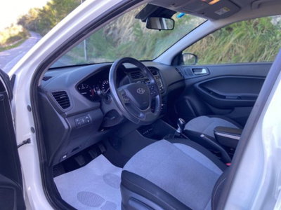 Hyundai i20 1.1 CRDi 12V 5 porte Comfort (13)