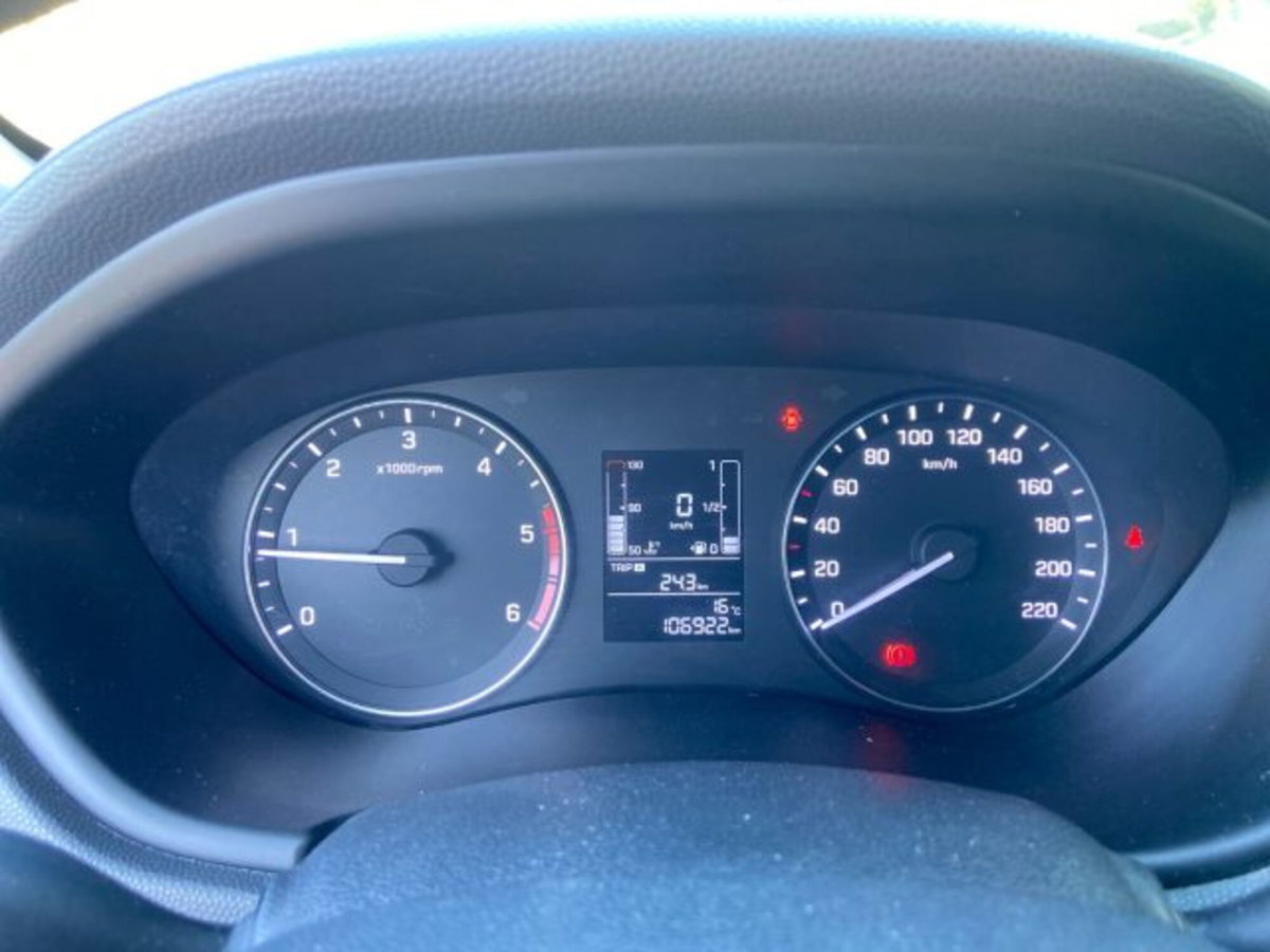Hyundai i20 1.1 CRDi 12V 5 porte Comfort (16)