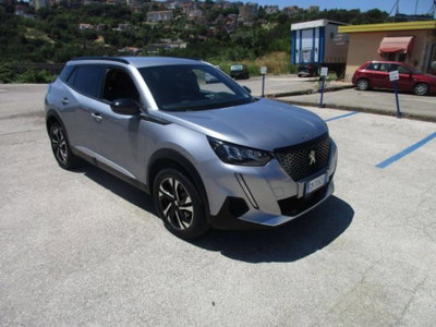 Peugeot 2008 BlueHDi 130 S&S EAT8 Allure Pack usata