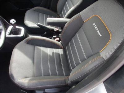 Dacia Sandero Stepway 1.0 TCe 90 CV Comfort (9)