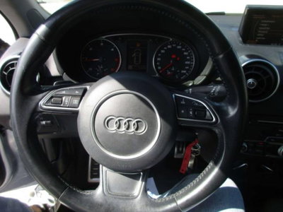 Audi A1 Sportback 1.6 TDI 116 CV Sport (12)