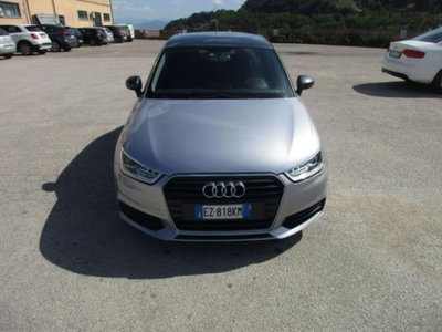 Audi A1 Sportback 1.6 TDI 116 CV Sport (5)
