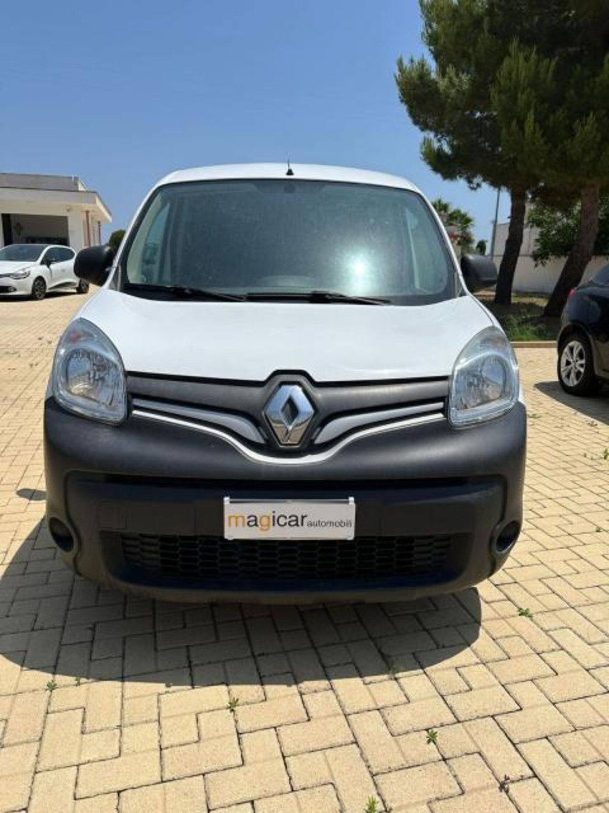 Renault Kangoo 1.5 dCi 90CV F.AP. S&S 4p. Express Maxi Energy (2)