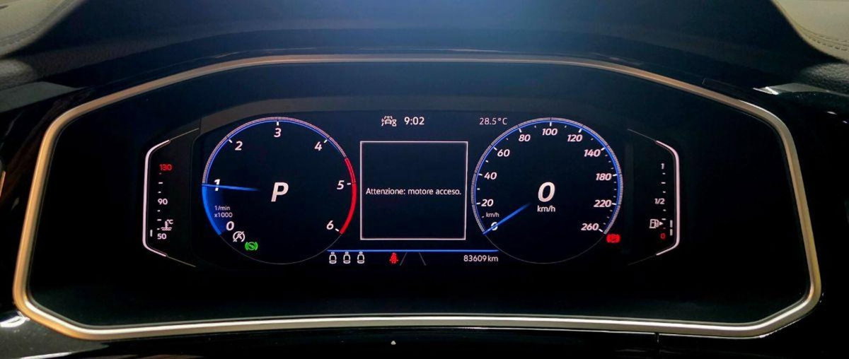 Volkswagen T-Roc 2.0 tdi R-Line 4motion 150cv dsg (12)