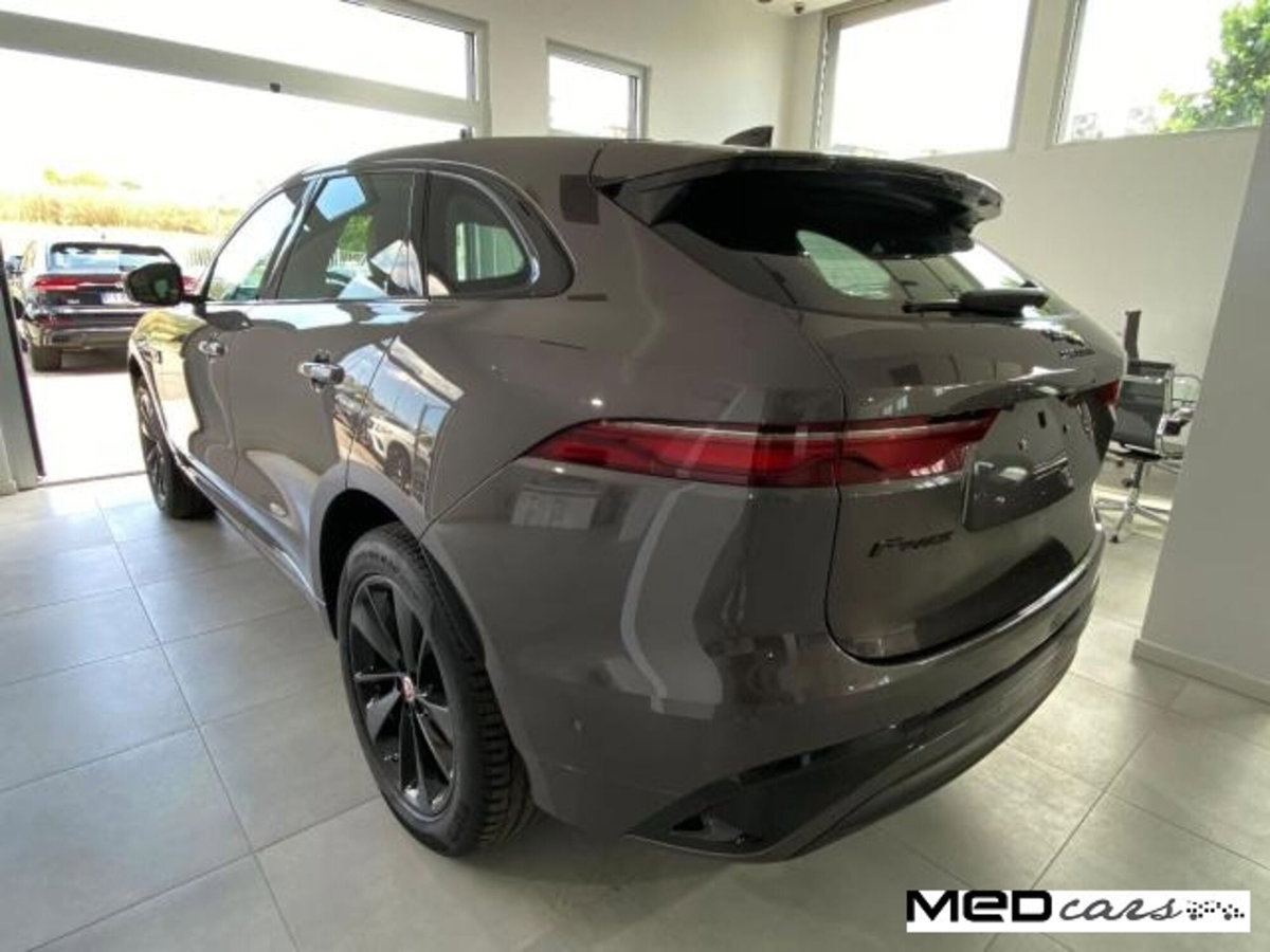 Jaguar F-Pace 2.0 D 204 CV AWD aut. R-Dynamic SE (6)