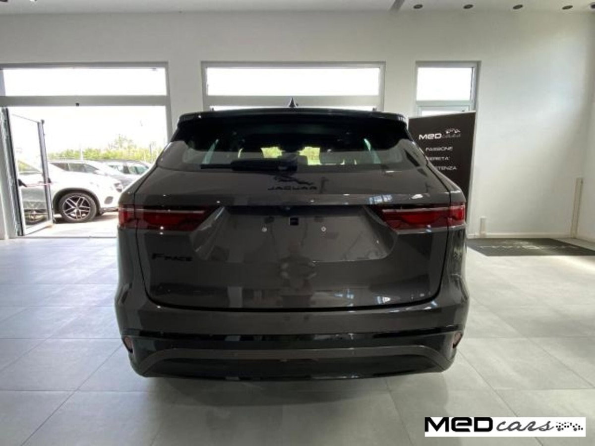 Jaguar F-Pace 2.0 D 204 CV AWD aut. R-Dynamic SE (8)