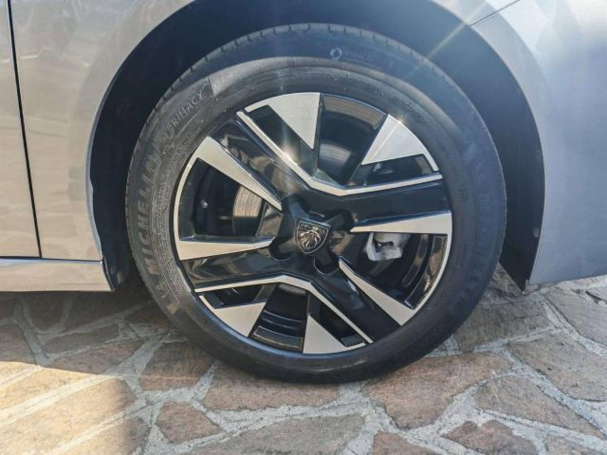 Peugeot 208 1.2 puretech Allure s&s 100cv (15)