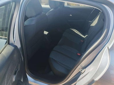 Peugeot 208 1.2 puretech Allure s&s 100cv (2)